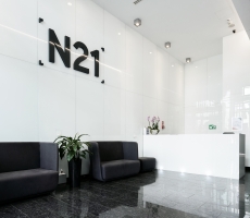 N21